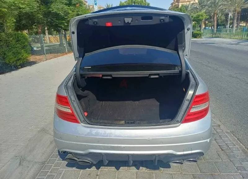 2014 Mercedes-Benz C-Class thumbnail 2