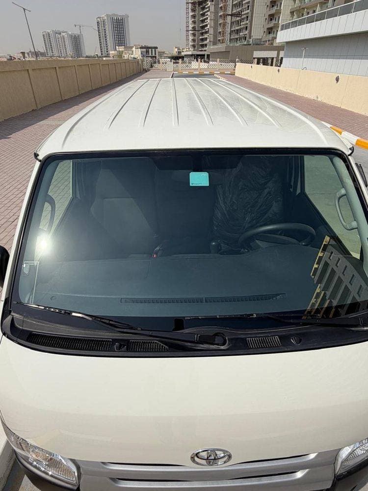 2024 Toyota Hiace thumbnail 5