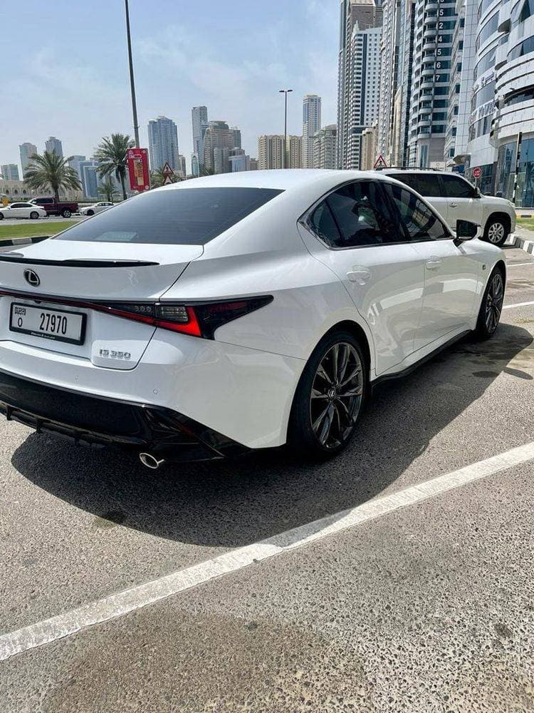 2022 Lexus IS 350 thumbnail 5