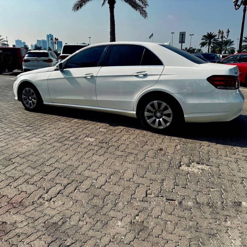 2014 Mercedes-Benz E-Class thumbnail 2