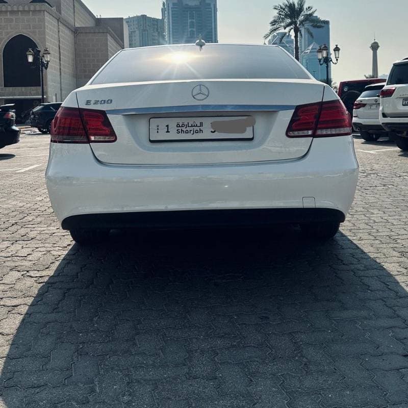 2014 Mercedes-Benz E-Class thumbnail 4