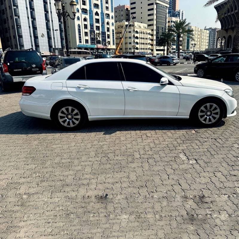 2014 Mercedes-Benz E-Class thumbnail 3