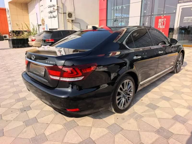 2014 Lexus LS-Series thumbnail 3
