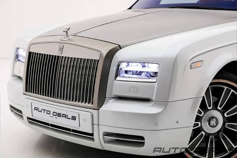 2017 Rolls Royce Phantom thumbnail 7