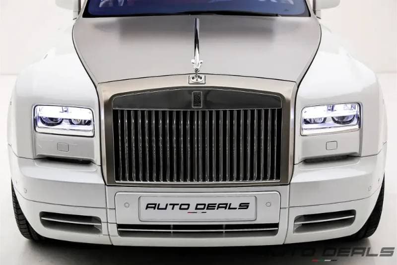 2017 Rolls Royce Phantom thumbnail 6