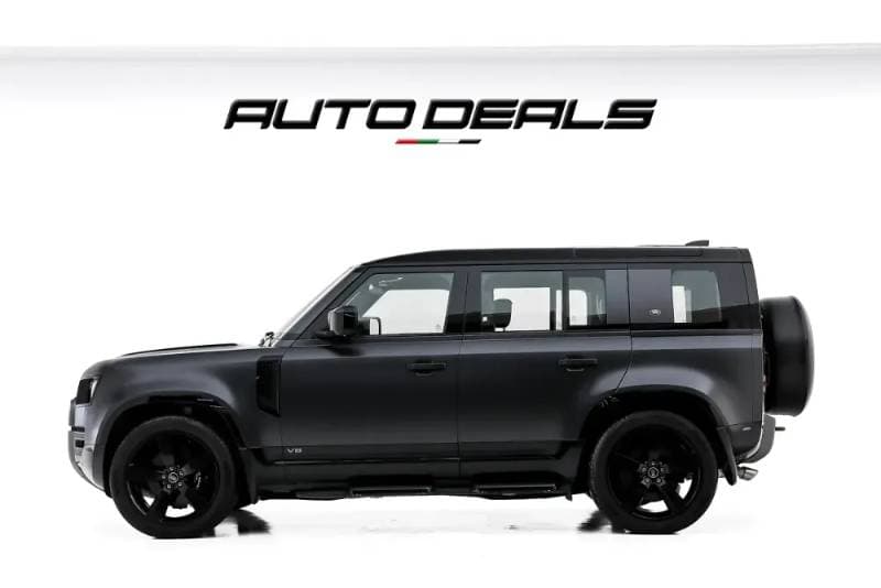 2023 Land Rover Defender thumbnail 3