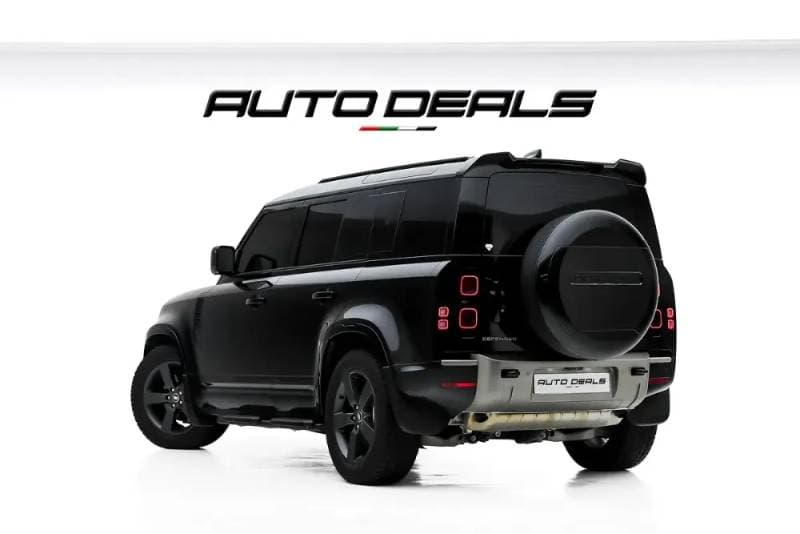 2025 Land Rover Defender thumbnail 4