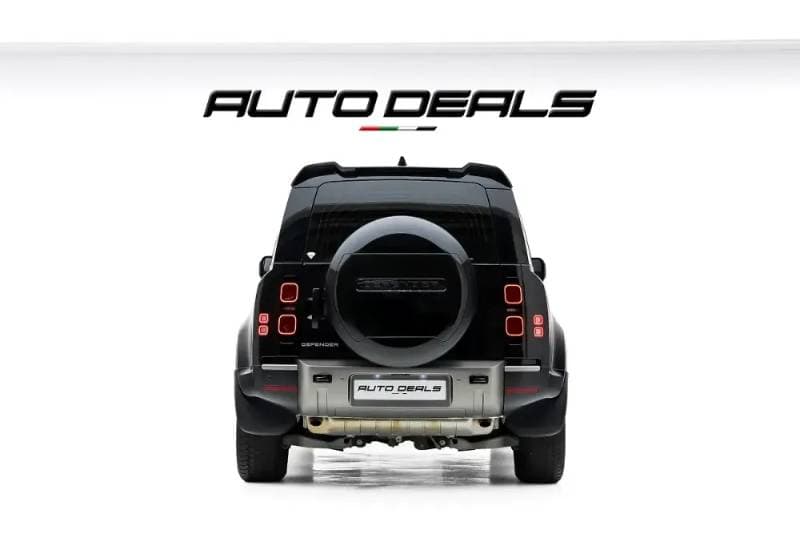 2025 Land Rover Defender thumbnail 5