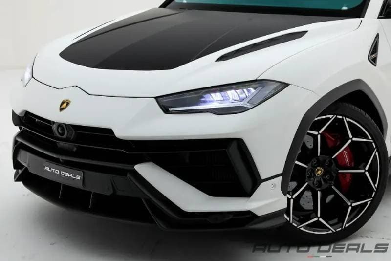 2024 Lamborghini Urus thumbnail 8
