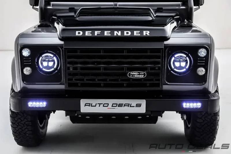 2014 Land Rover Defender thumbnail 6