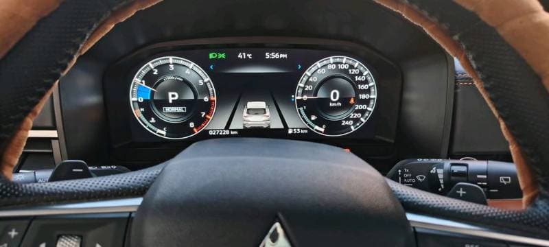 2023 Mitsubishi Outlander thumbnail 5