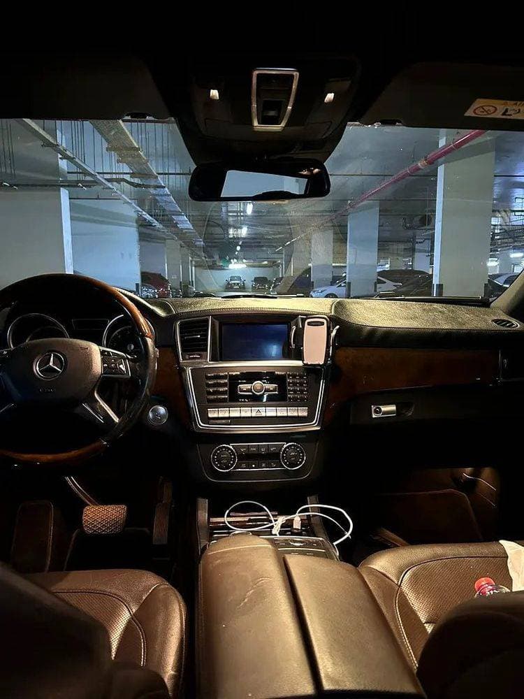 2015 Mercedes-Benz GL-Class thumbnail 4