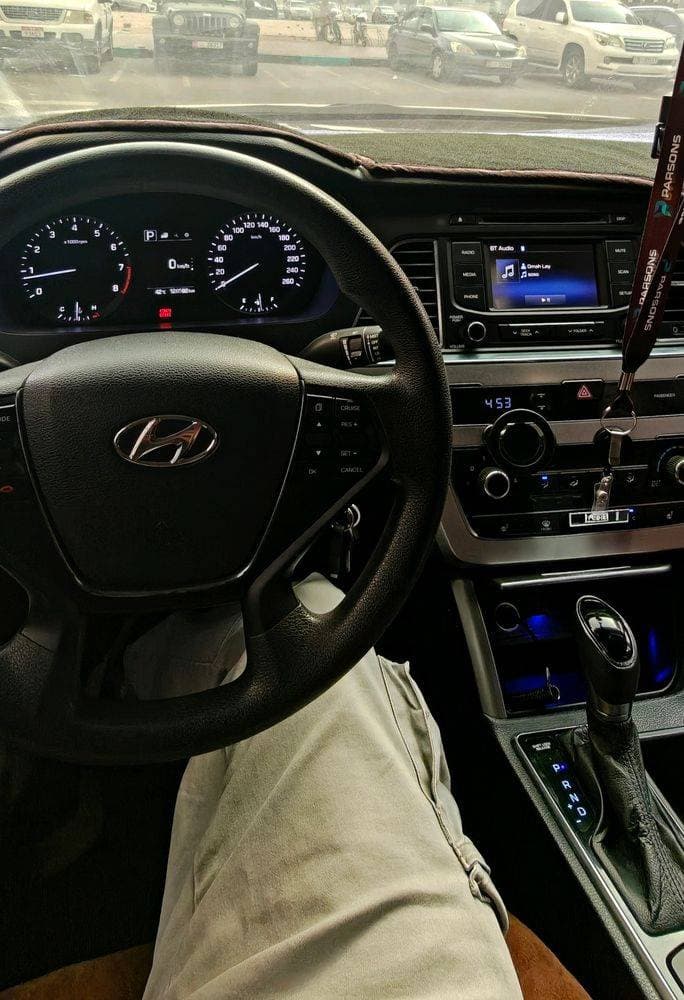 2017 Hyundai Sonata thumbnail 2