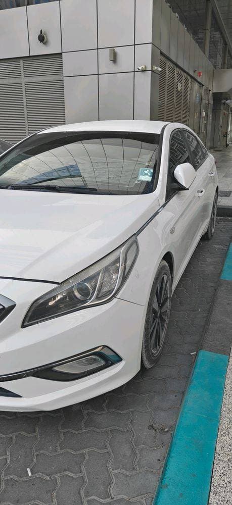 2017 Hyundai Sonata thumbnail 3