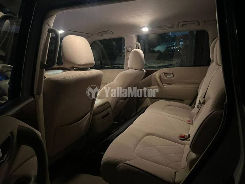 2013 Nissan Patrol thumbnail 3