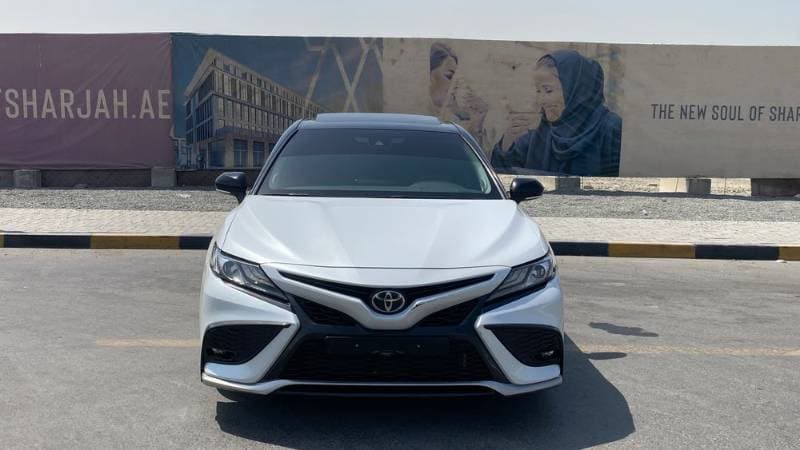 2021 Toyota Camry thumbnail 2