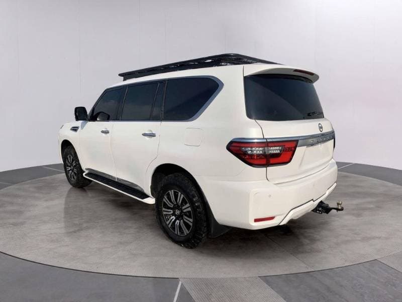 2019 Nissan Patrol thumbnail 6