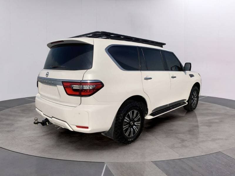2019 Nissan Patrol thumbnail 4