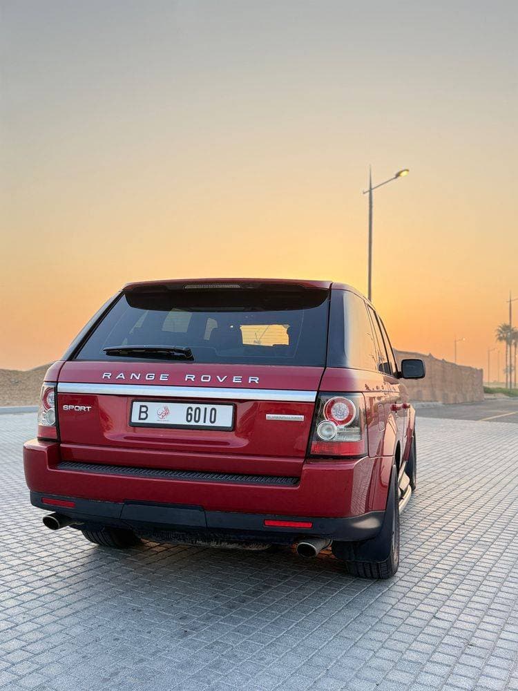 2012 Land Rover Range Rover Sport thumbnail 4