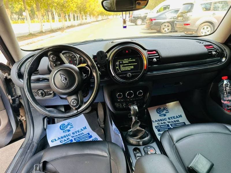 2017 Mini Clubman thumbnail 2
