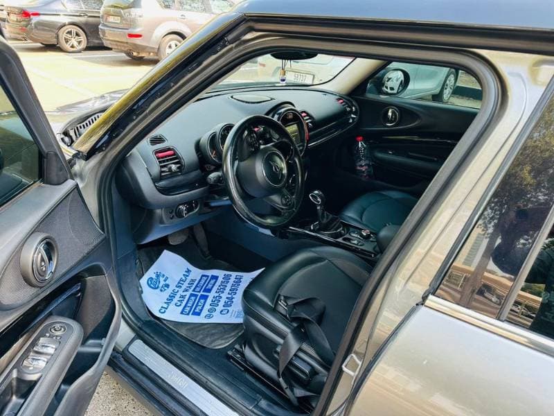 2017 Mini Clubman thumbnail 5