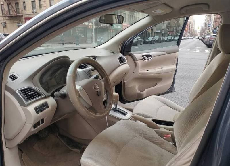 2014 Nissan Tiida thumbnail 8