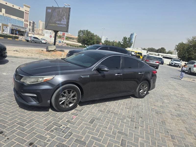 2019 Kia Optima thumbnail 2