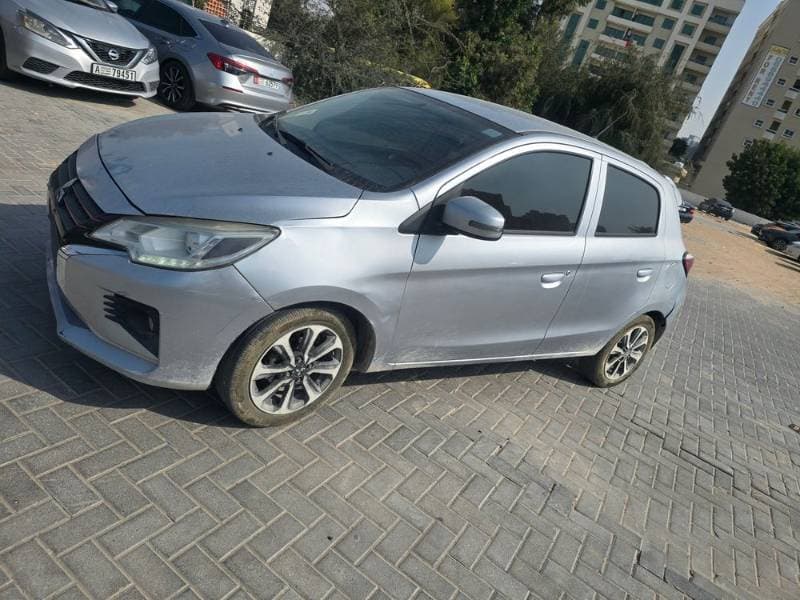 2021 Mitsubishi Mirage thumbnail 2