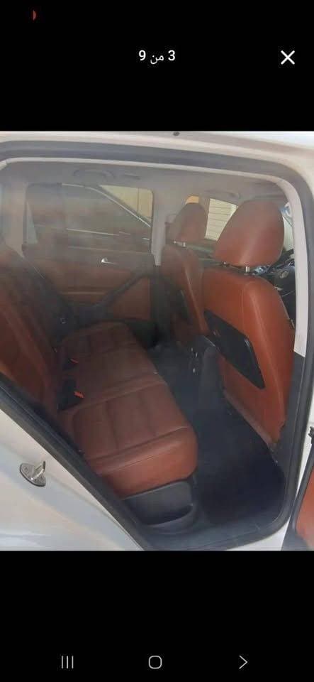 2011 Volkswagen Tiguan thumbnail 8