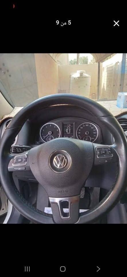 2011 Volkswagen Tiguan thumbnail 6