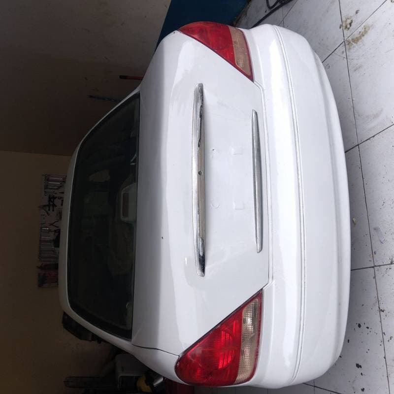 2005 Nissan Sunny thumbnail 4