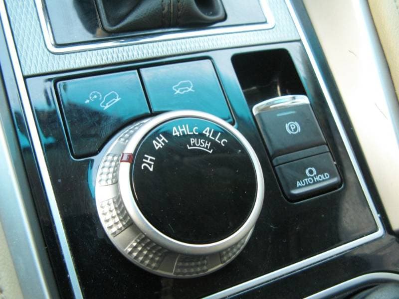 2023 Mitsubishi Montero Sport thumbnail 5