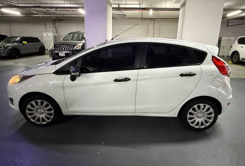 2017 Ford Fiesta thumbnail 5