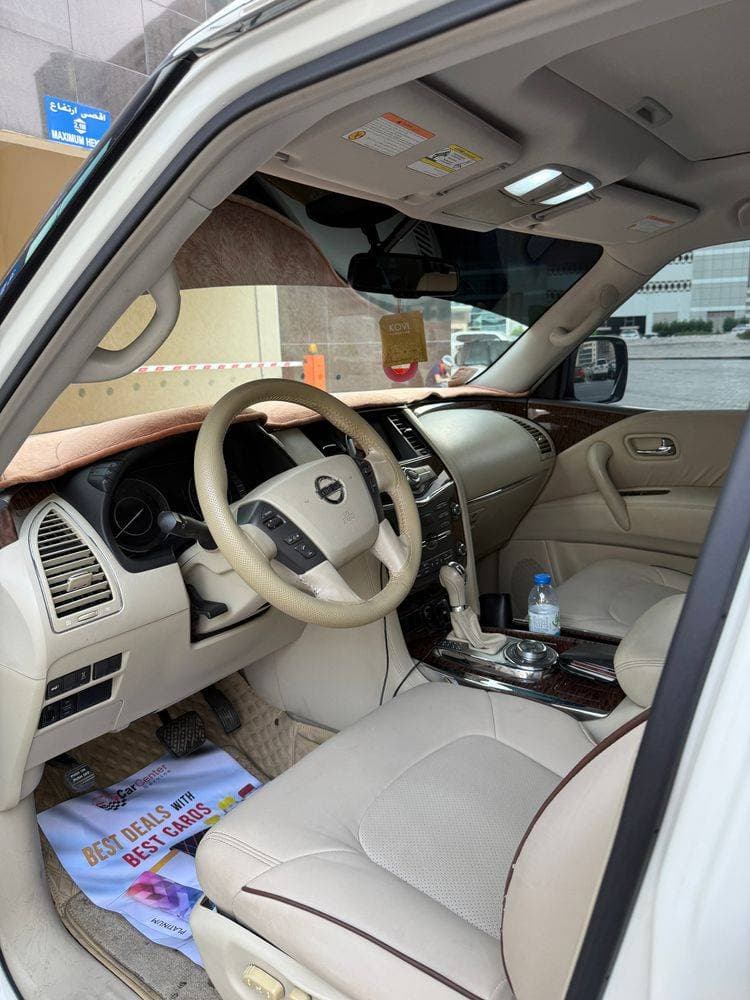 2015 Nissan Patrol thumbnail 3