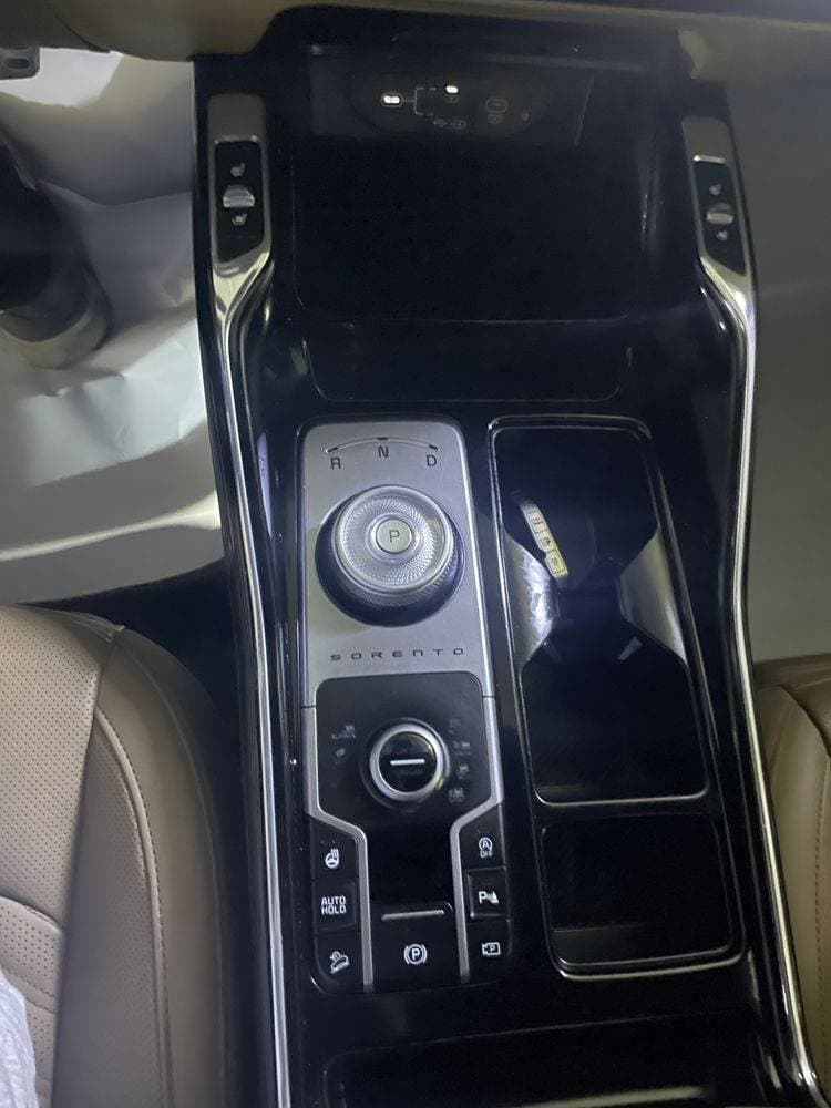 2024 Kia Sorento thumbnail 5