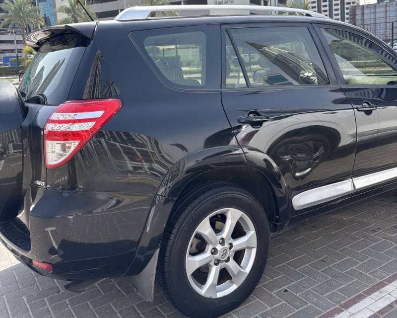 2012 Toyota Rav4 thumbnail 3