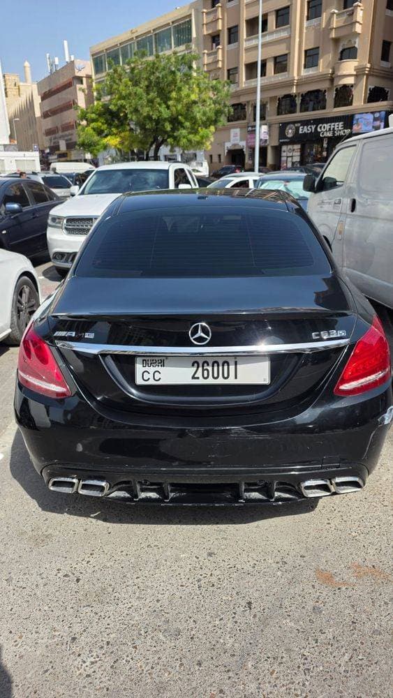 2018 Mercedes-Benz C-Class thumbnail 2
