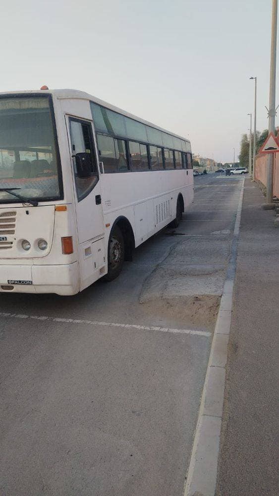 2015 Ashok Leyland Falcon thumbnail 2