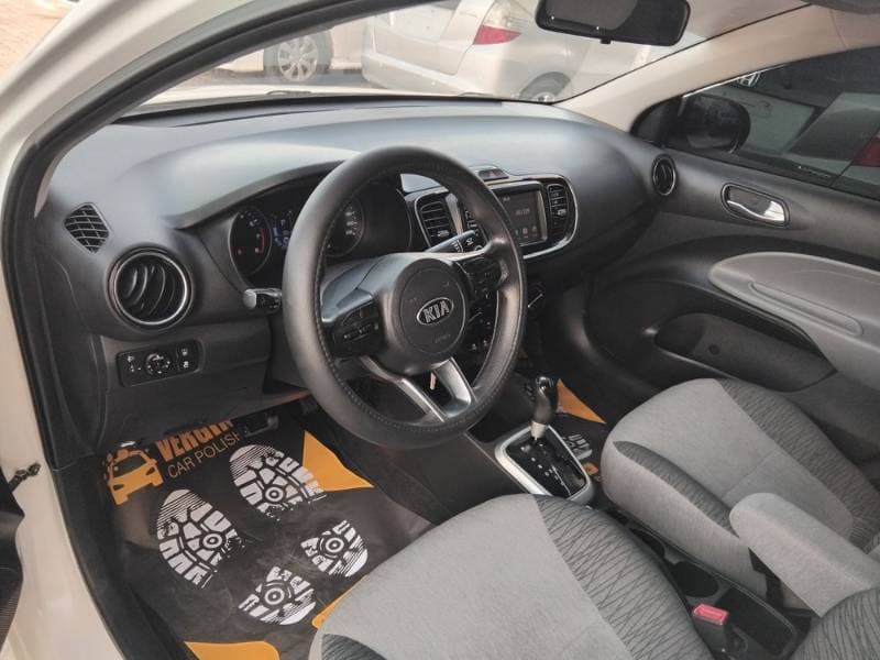 2020 Kia Pegas thumbnail 3