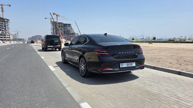 2023 Genesis G70 thumbnail 3
