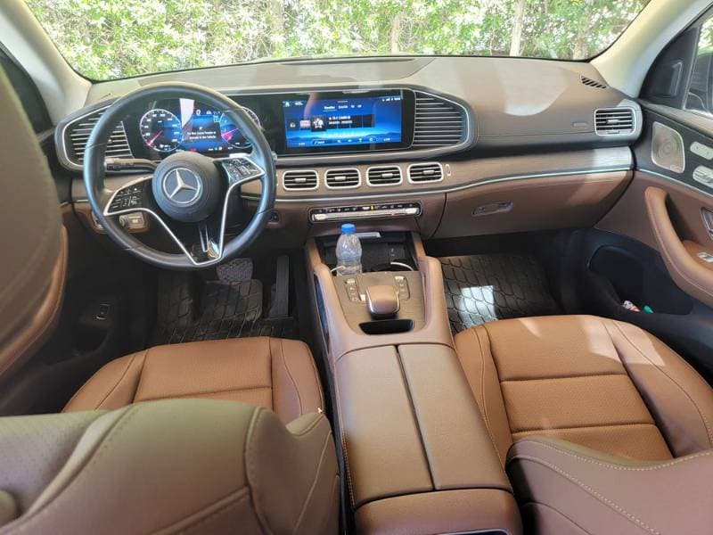 2025 Mercedes-Benz GLE-Class thumbnail 4