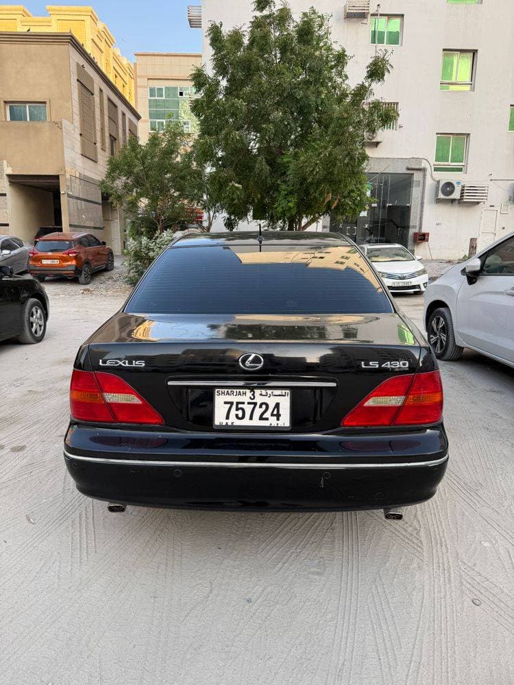 2002 Lexus LS 430 thumbnail 3