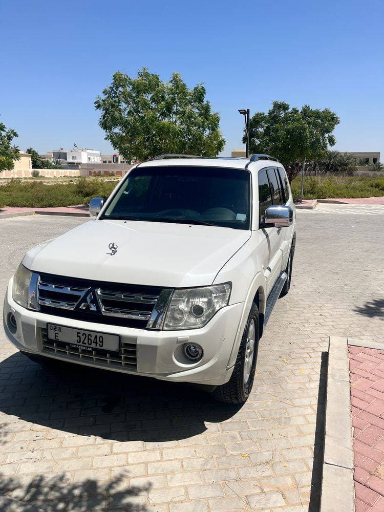 2013 Mitsubishi Pajero