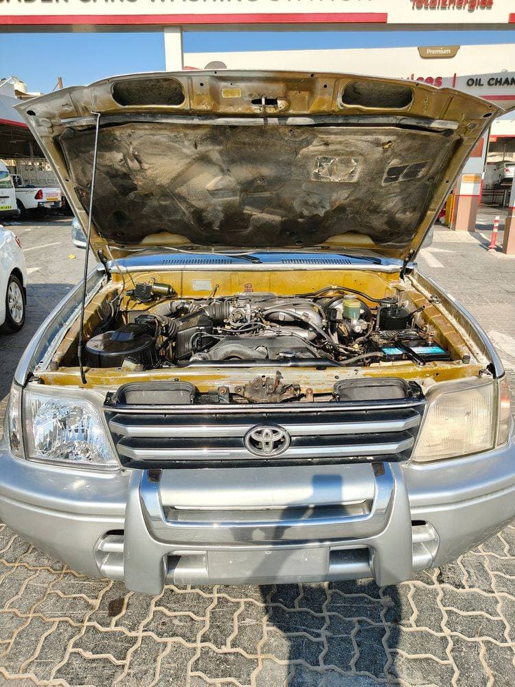 2002 Toyota Land Cruiser Prado thumbnail 5