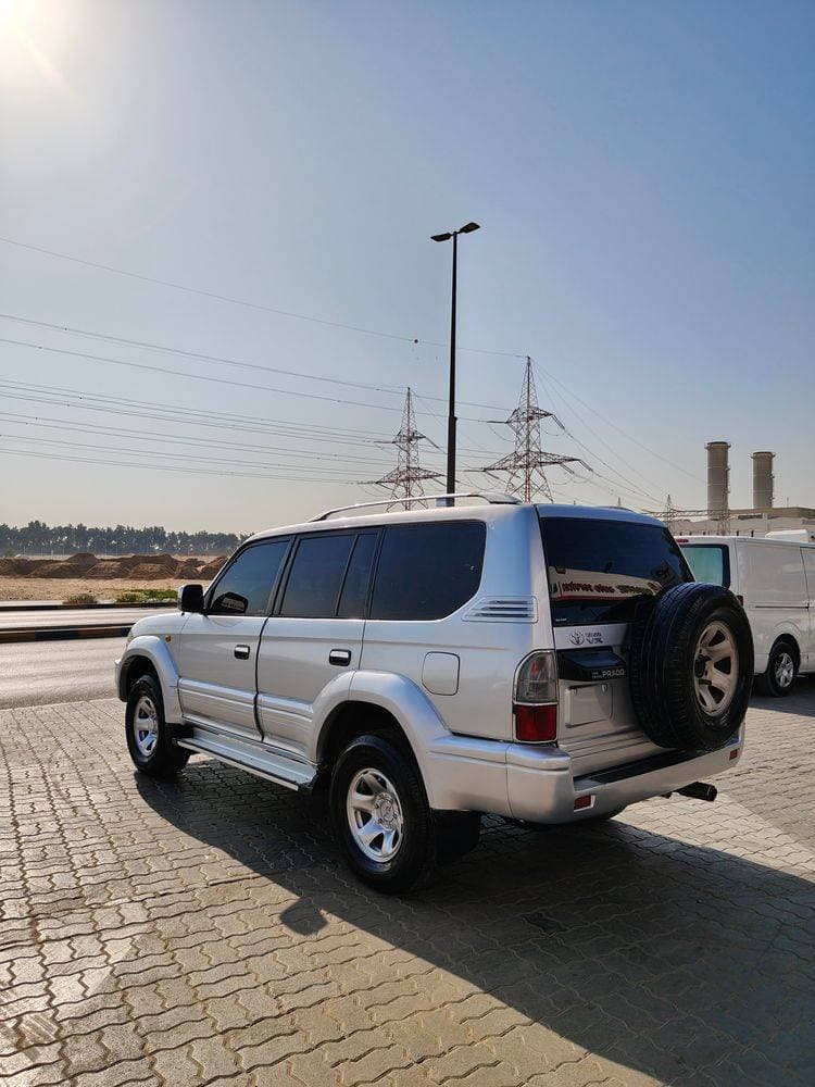 2002 Toyota Land Cruiser Prado thumbnail 4