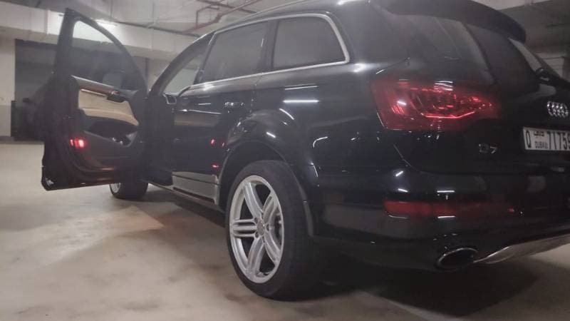 2016 Audi SQ7 thumbnail 4