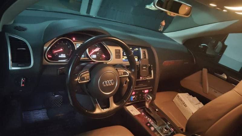 2016 Audi SQ7 thumbnail 3