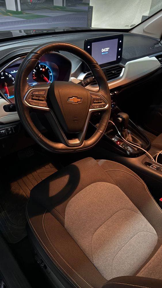 2023 Chevrolet Captiva thumbnail 2