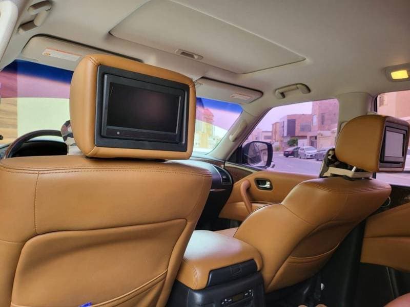 2014 Nissan Patrol thumbnail 2