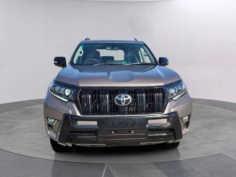 2015 Toyota Land Cruiser Prado thumbnail 2